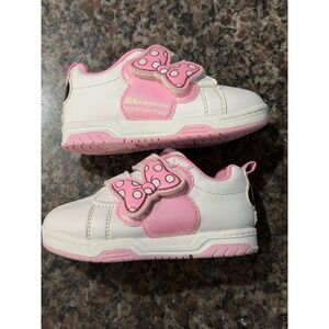 Disney Minnie Mouse Toddler Girls Sneakers White Pink Bow Size 7 CHA95943